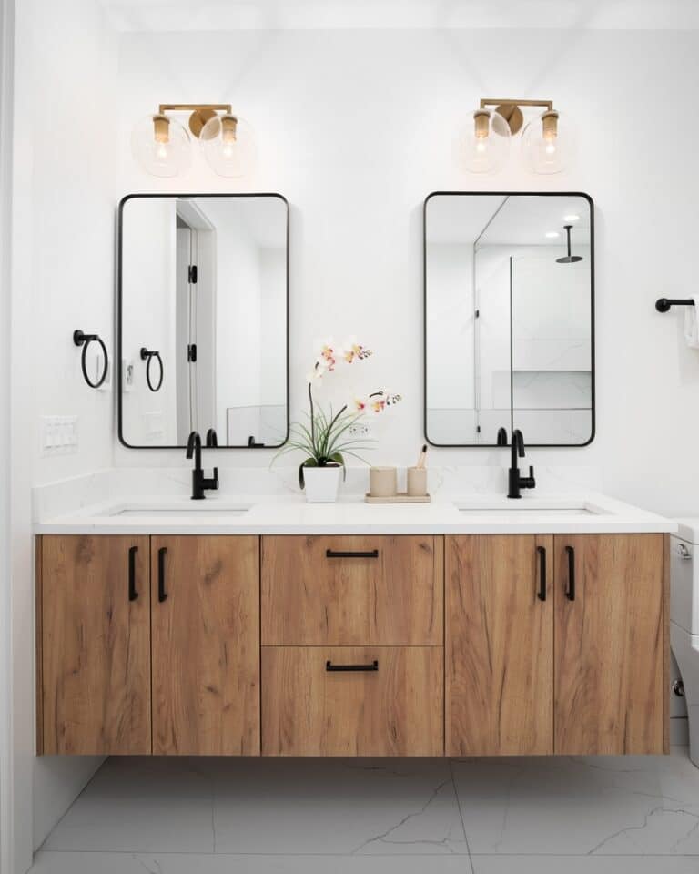 11 Creative Jack and Jill Bathroom Layout Ideas for Shared Spaces