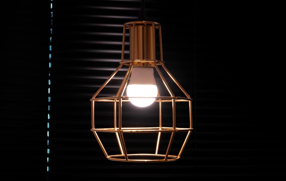 Gold Pendant Light Minimal Chandelier Lighting Geometric Polyhedron Ceiling Light Metal Cage Globe